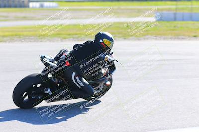 media/Jan-20-2023-Fastrack Riders (Fri) [[f2ad32aba3]]/Level 1/session 3 turn 9/